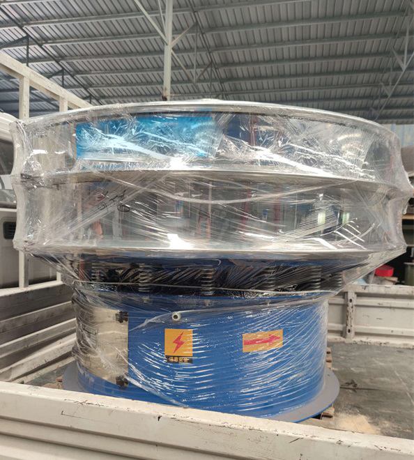 福建的趙經(jīng)理訂購(gòu)的康振機(jī)械振動(dòng)篩已發(fā)貨