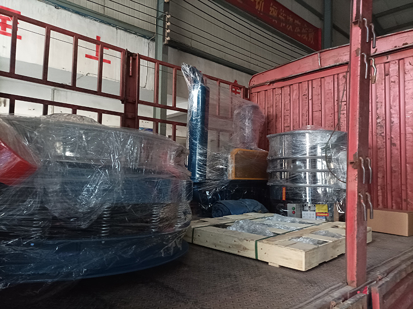 超聲波旋振篩、網(wǎng)架、1.5米直排篩發(fā)貨