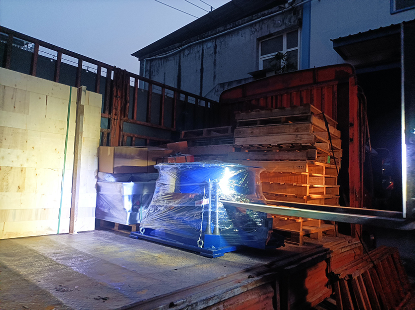 搖擺篩、平臺、網(wǎng)架等發(fā)貨